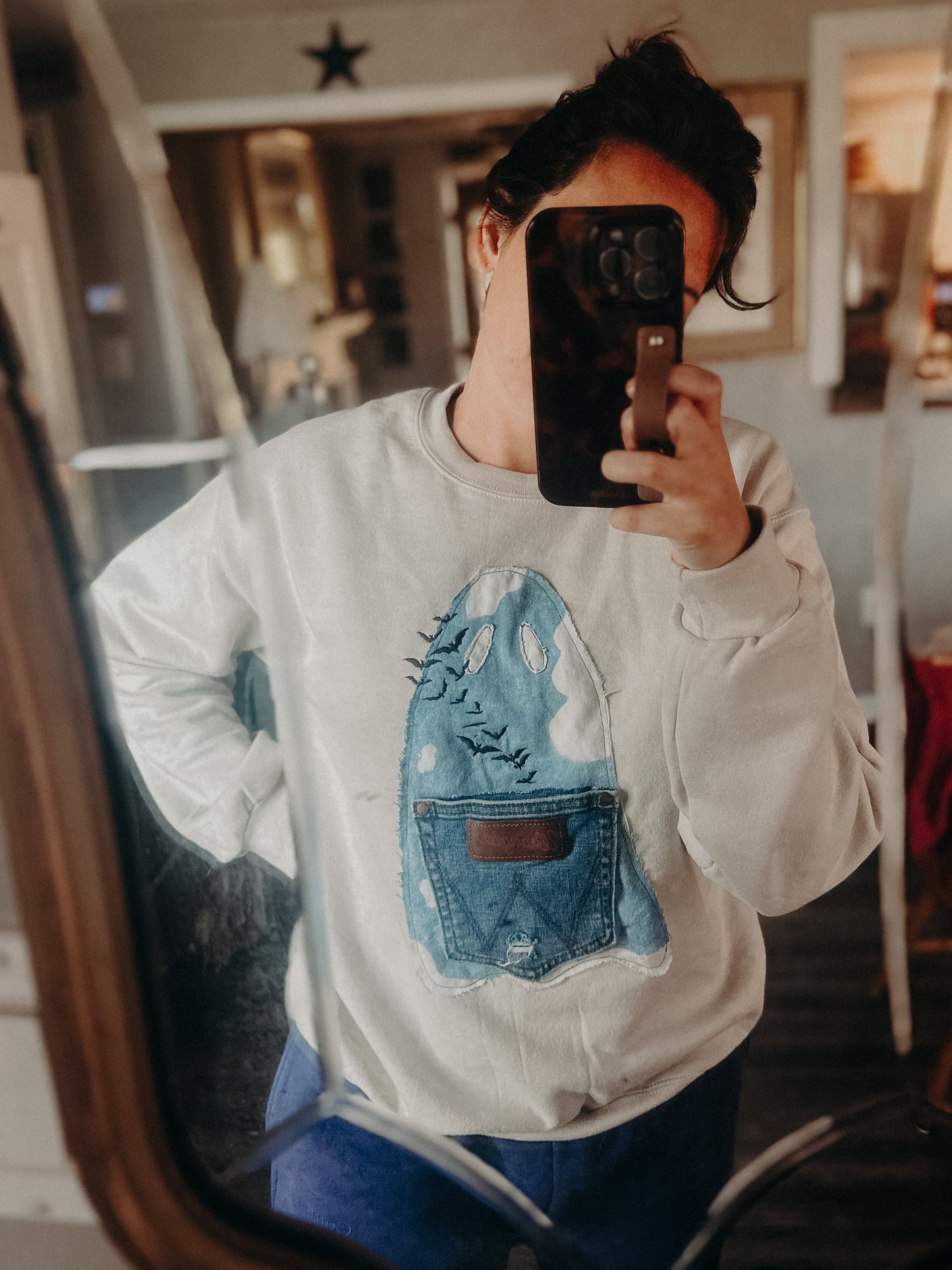 Wrangling Ghosties size Medium